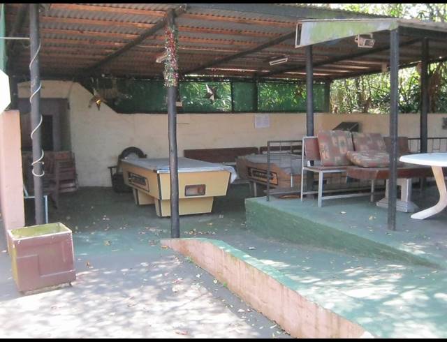 1 bed property for sale in ILLOVO BEACH